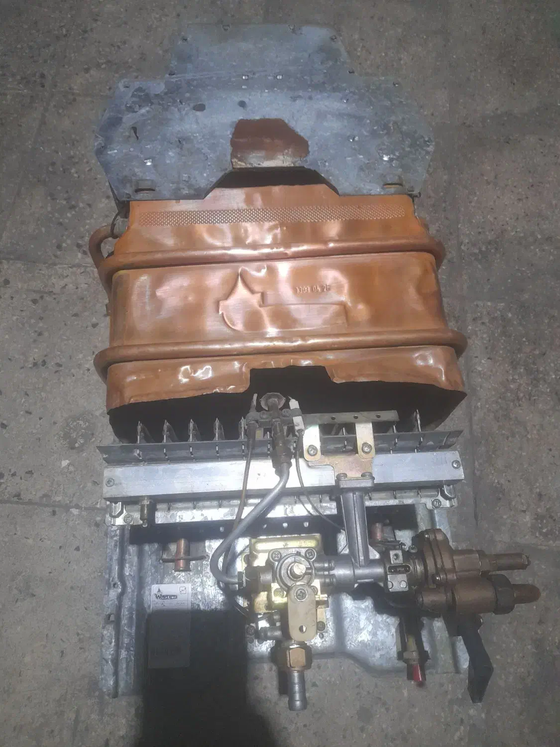 آبگرمکن دیواری در حد۳۱۱۵|آبگرمکن، پکیج، شوفاژ|ری, جوانمرد قصاب|دیوار