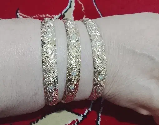 مقداری طلا نو|جواهرات|اردبیل, |دیوار