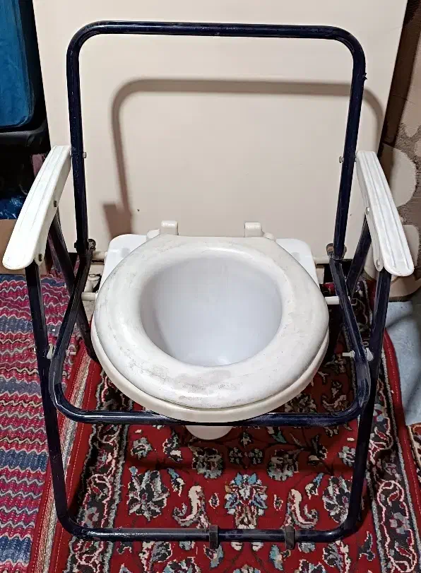 توالت فرنگی سالم و تمیز|لوازم سرویس بهداشتی|قرچک, مهدیه|دیوار