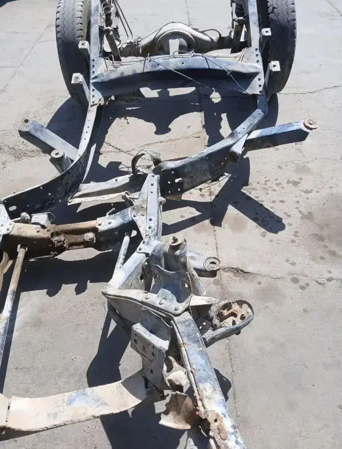 کارگاه تخصصی شاسی کشی و تقویت شاسی نیسان|خدمات موتور و ماشین|فردیس, منظریه|دیوار