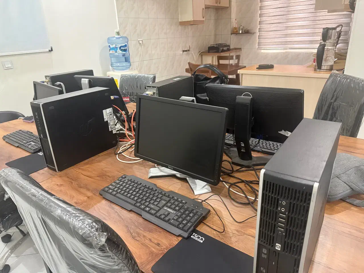 مینی کیس به همراه مانیتور و کیبورد|رایانه رومیزی|تهران, نارمک جنوبی|دیوار