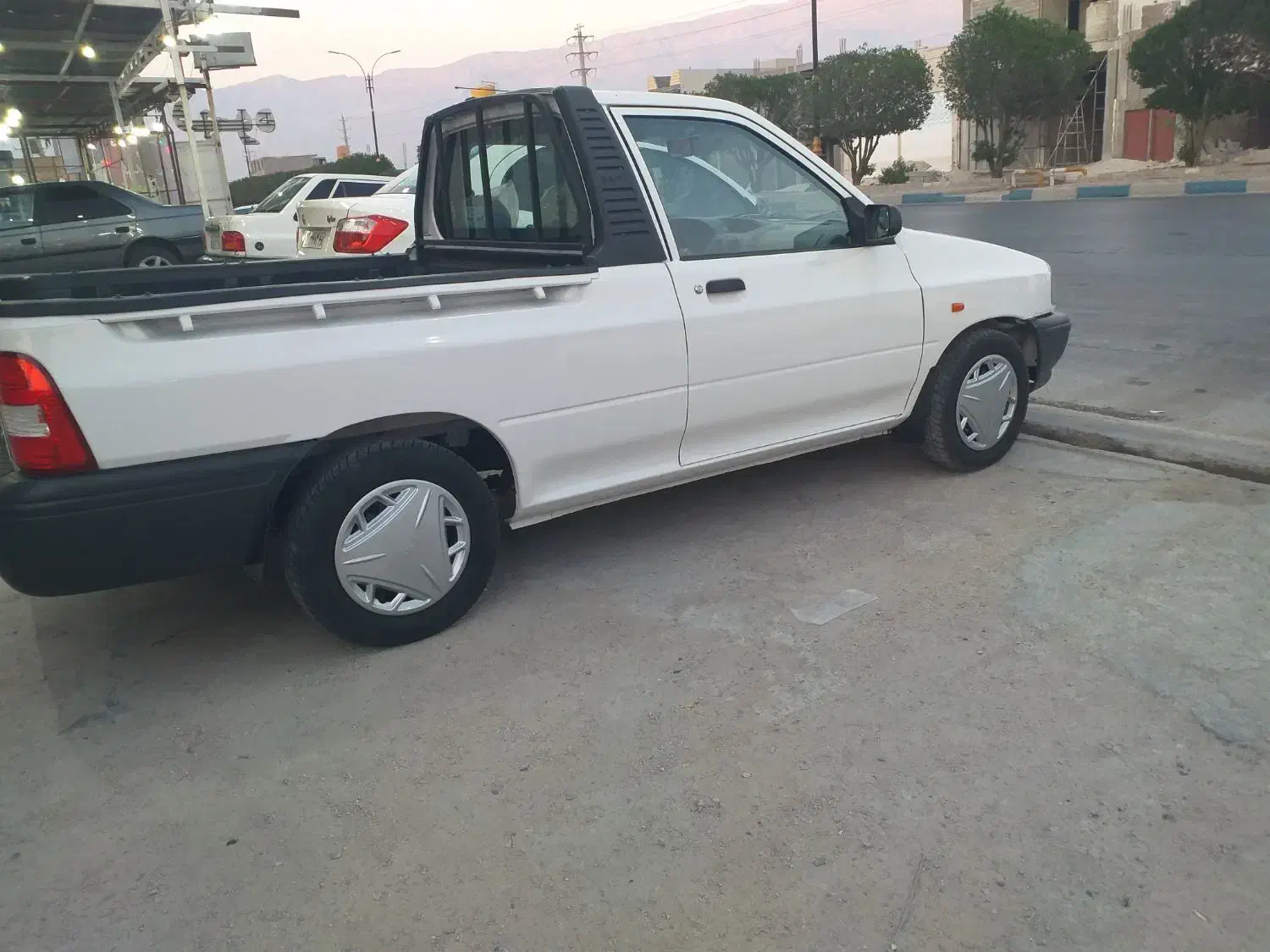 پراید بار|خودرو سواری و وانت|خورموج, |دیوار