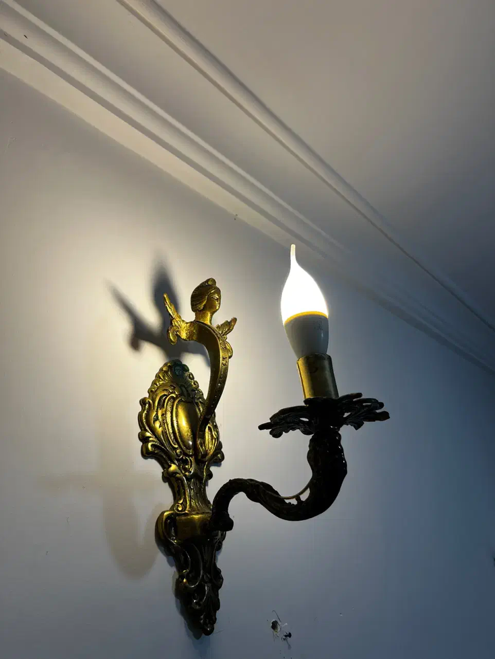 لوستر برنجی اصل|لوستر و چراغ آویز|رشت, توشیبا|دیوار