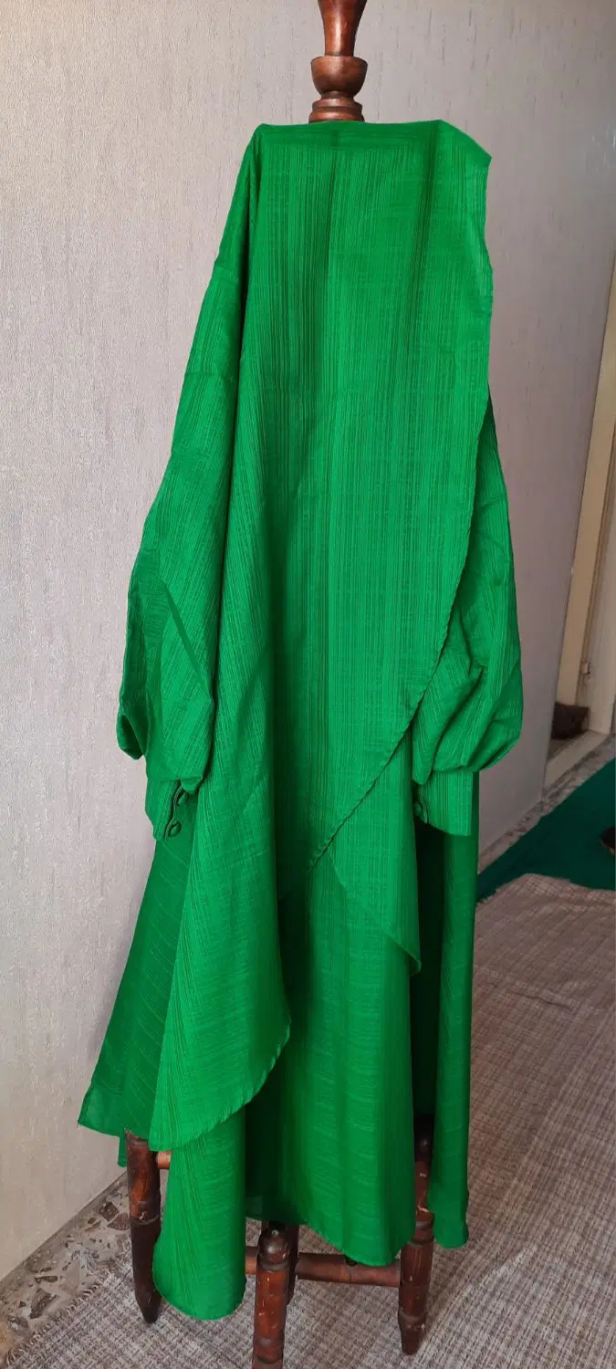 لباس|لباس|سیرجان, |دیوار
