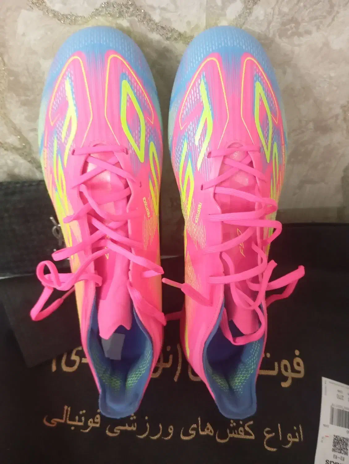 استوک فوتبال|کیف، کفش، کمربند|ری, عباسآباد|دیوار