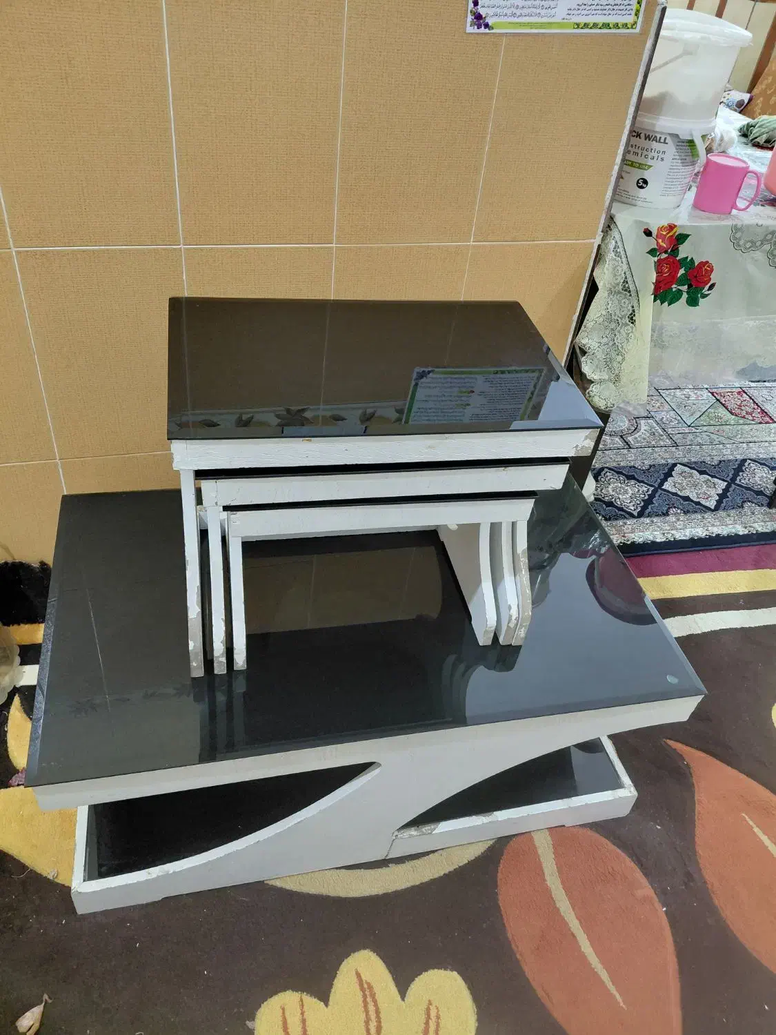 گل میز|میز و صندلی غذاخوری|شوشتر, |دیوار