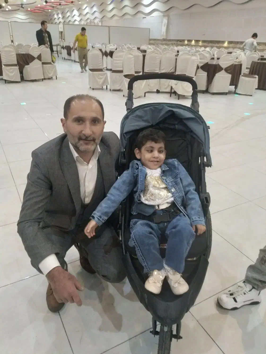 گمشده|اشیا|نقده, |دیوار