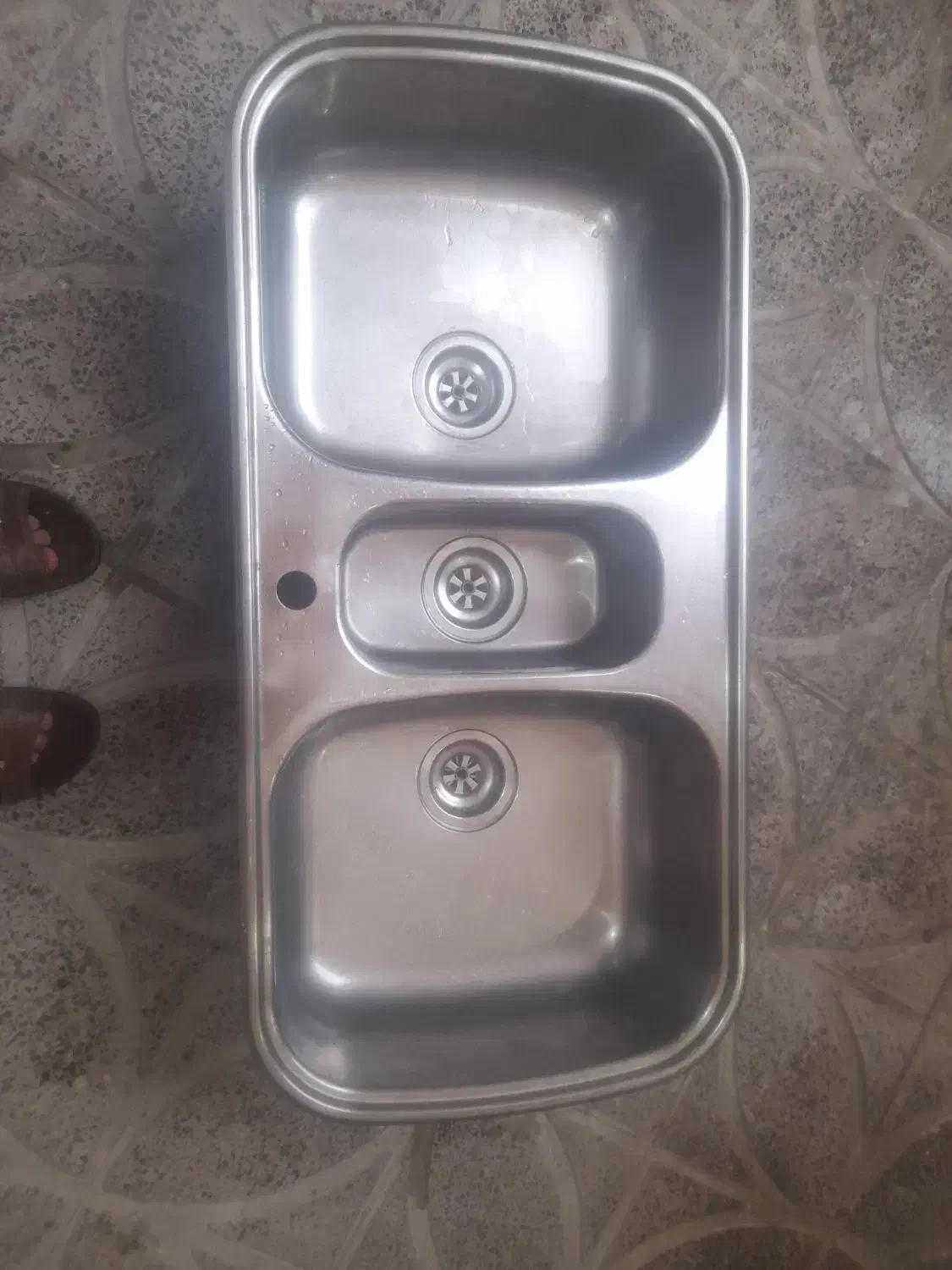 سینگ بسیار تمیز|آب‌چکان و نظم‌دهنده ظروف|قدس, شهر‌قدس|دیوار