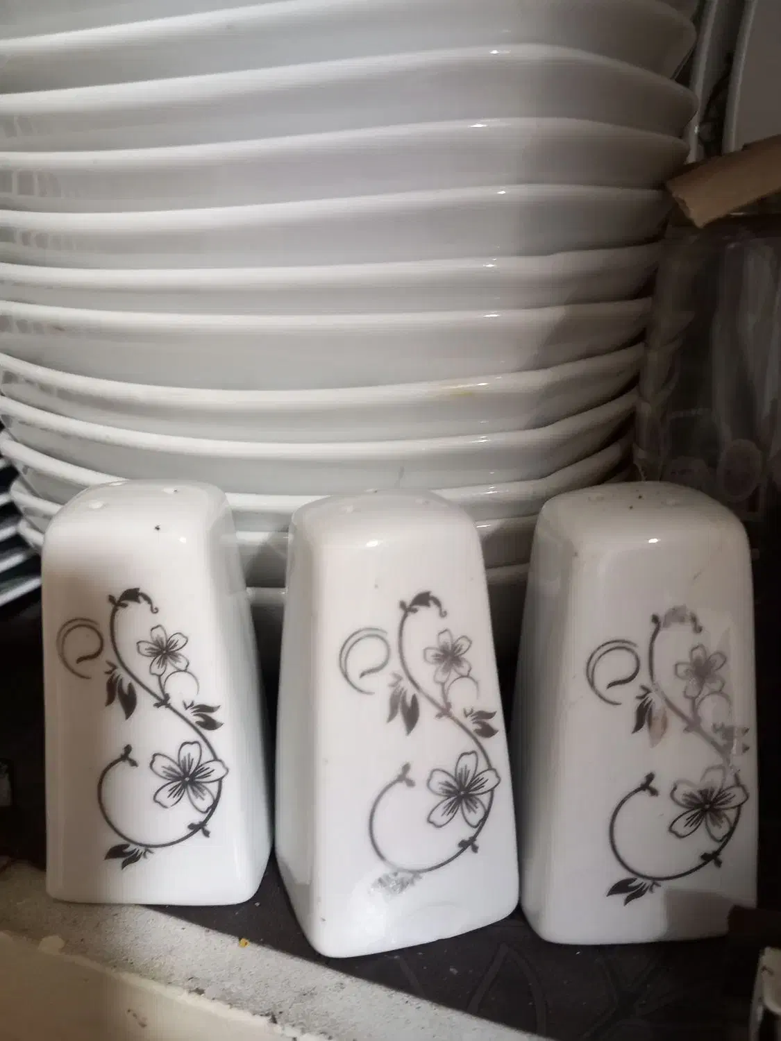 سرویس 12نفره چینی|ظروف سرو و پذیرایی|اهواز, کوروش|دیوار