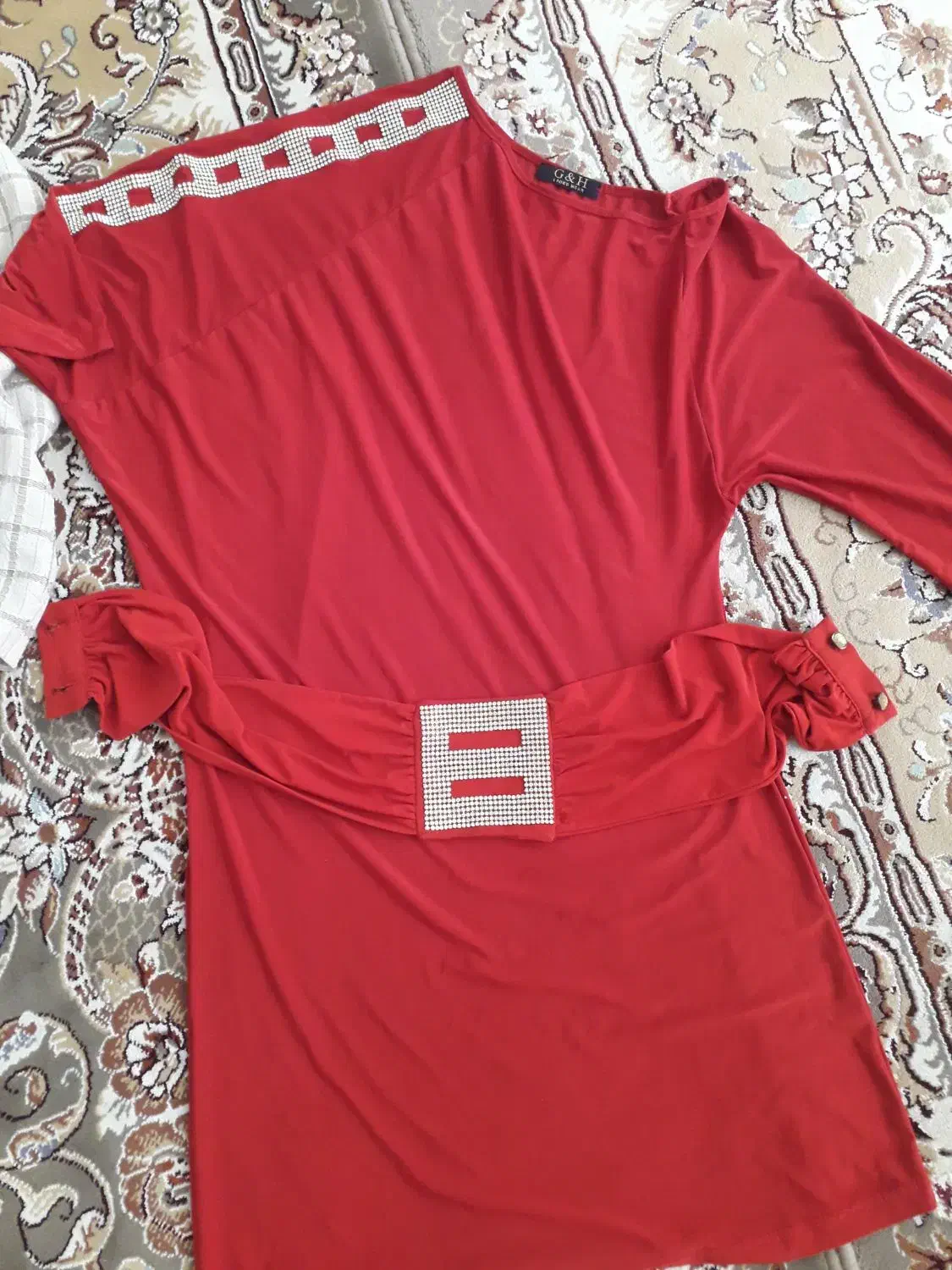 لباس|لباس|اشتهارد, |دیوار