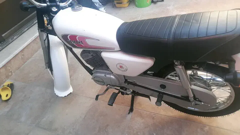 یاماها صفر خشک|موتورسیکلت|رشت, چله خانه|دیوار