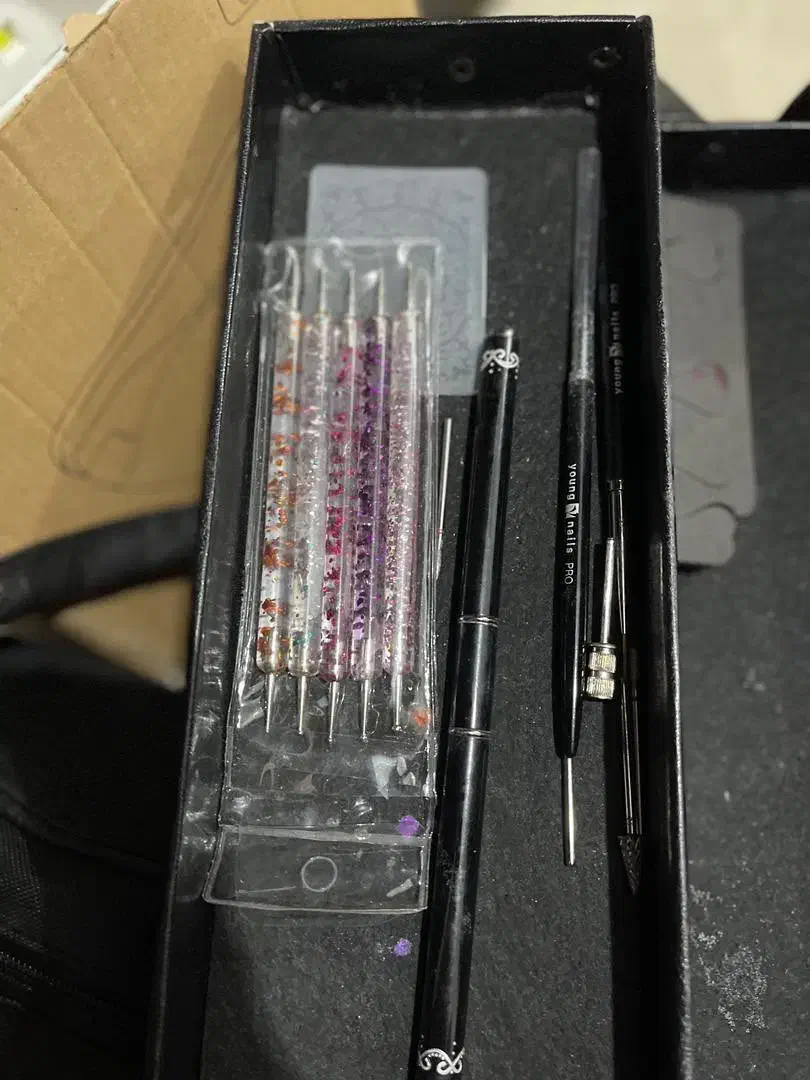 لوازم ناخن|آرایشی، بهداشتی، درمانی|بومهن, |دیوار