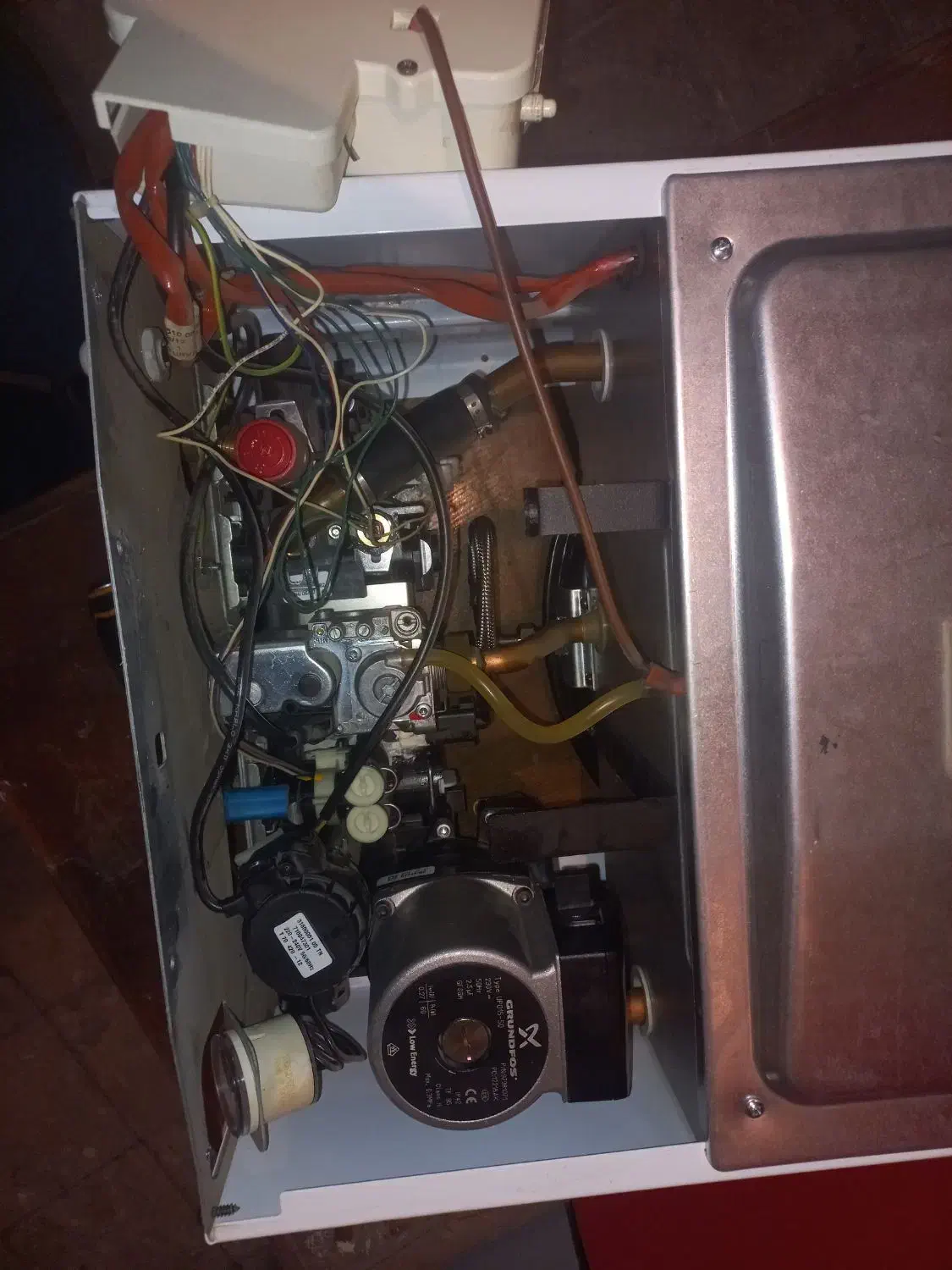 سرویس سالانه پکیج با رسوبگیری مبدل / قطعات اصل|خدمات پیشه و مهارت|تبریز, |دیوار