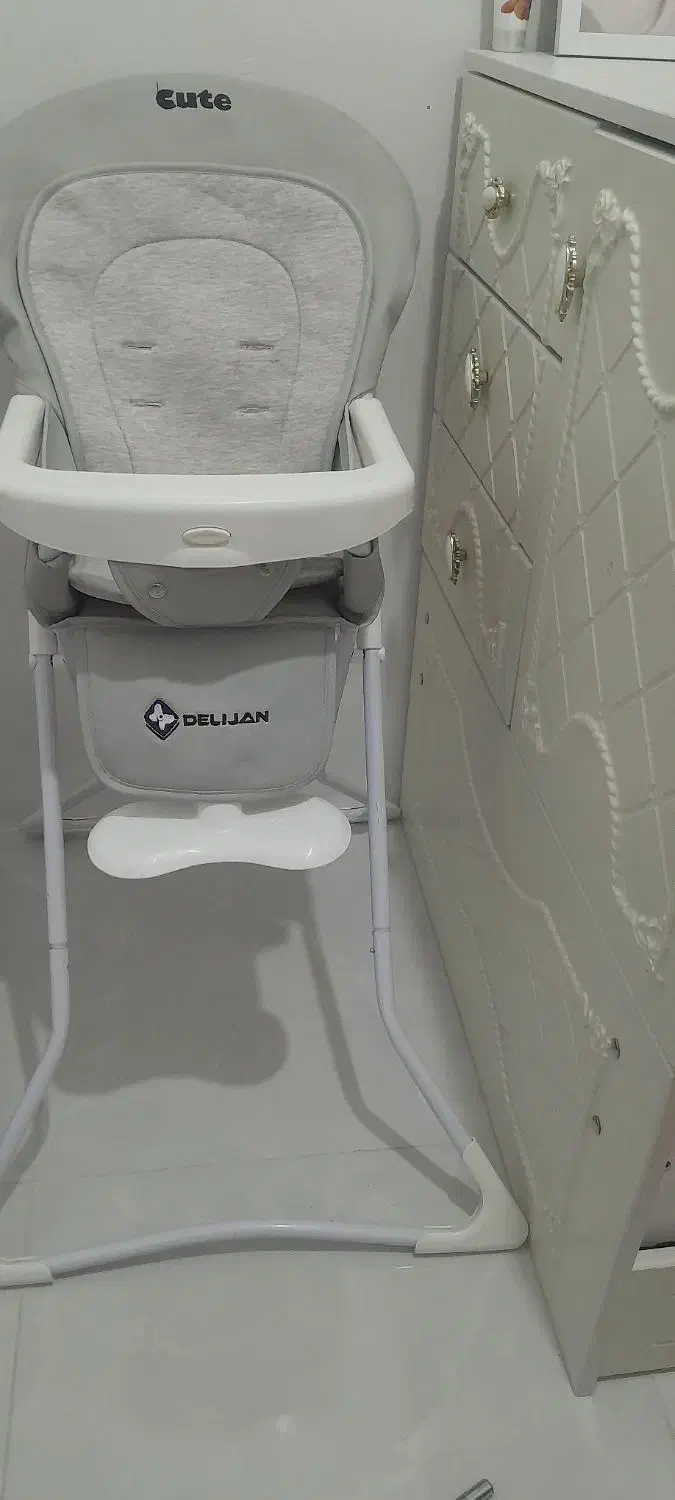 صندلی غذا کودک|تخت و صندلی بچه|اسلام‌شهر, شهرک مهدیه|دیوار