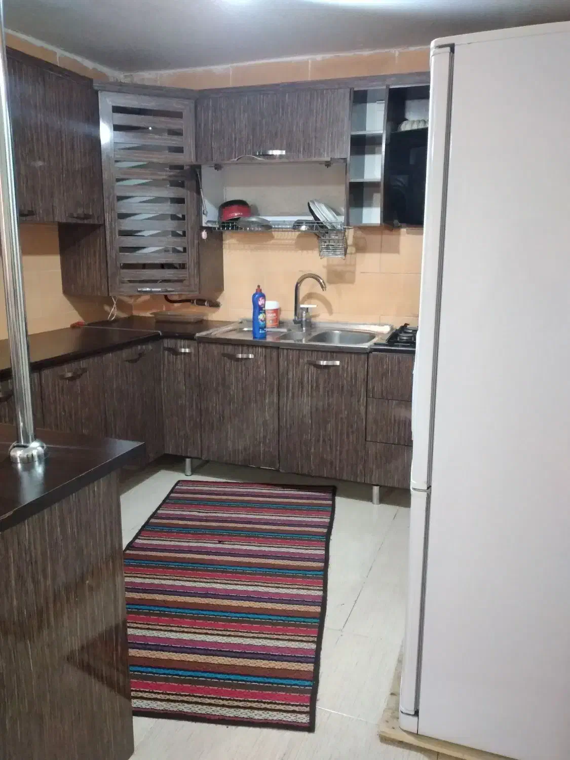 مبله|اجارهٔ کوتاه‌مدت آپارتمان و سوئیت|صدرا-فارس, فاز ۱|دیوار