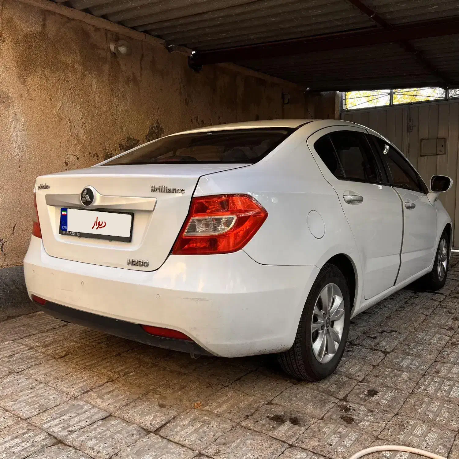 برلیانس 230 اتومات قابل معاوضه|خودرو سواری و وانت|مشهد, جاهد شهر|دیوار