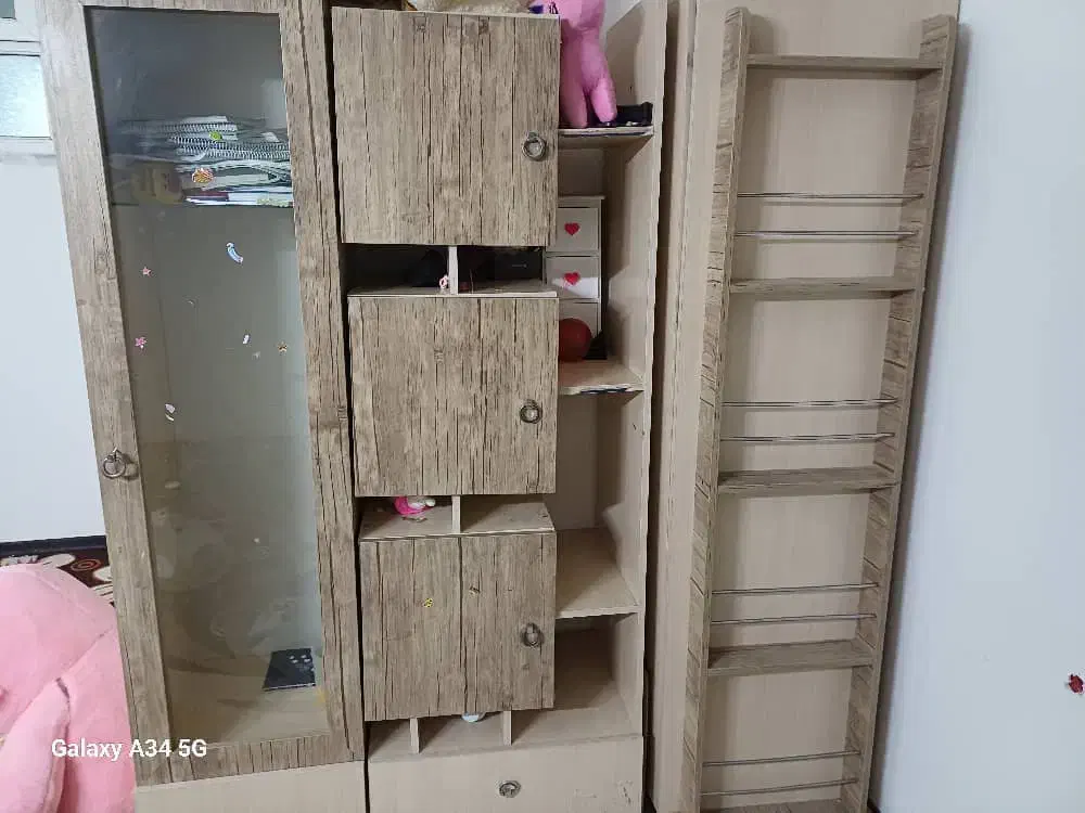 دوتا فرش ۹متری کارکرده و کمد کودک ۱میلیون ۵۰۰|فرش|قم, شاه سید علی|دیوار