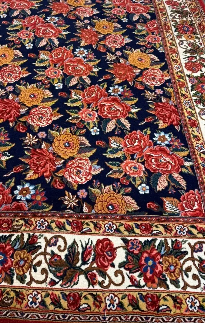 فرش دستباف بختیاری طرح گل رز|فرش|تهران, دریان‌نو|دیوار