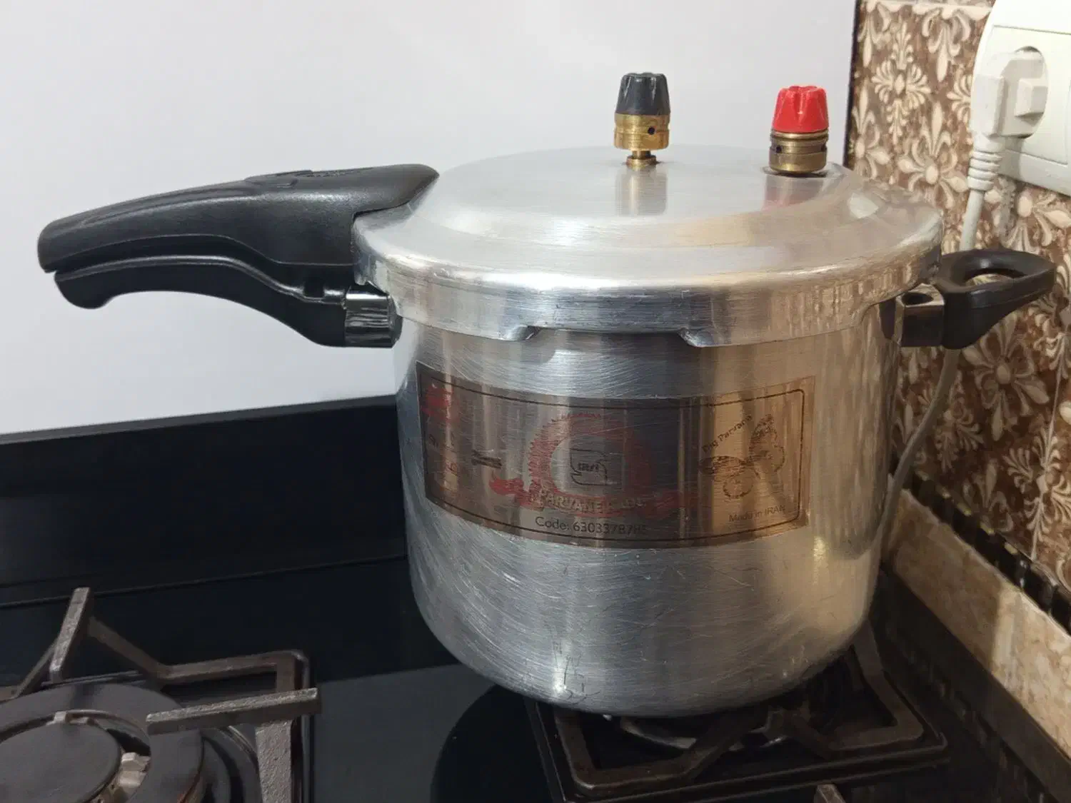 زودپز درحد|ظروف پخت‌وپز|قم, ولیعصر|دیوار