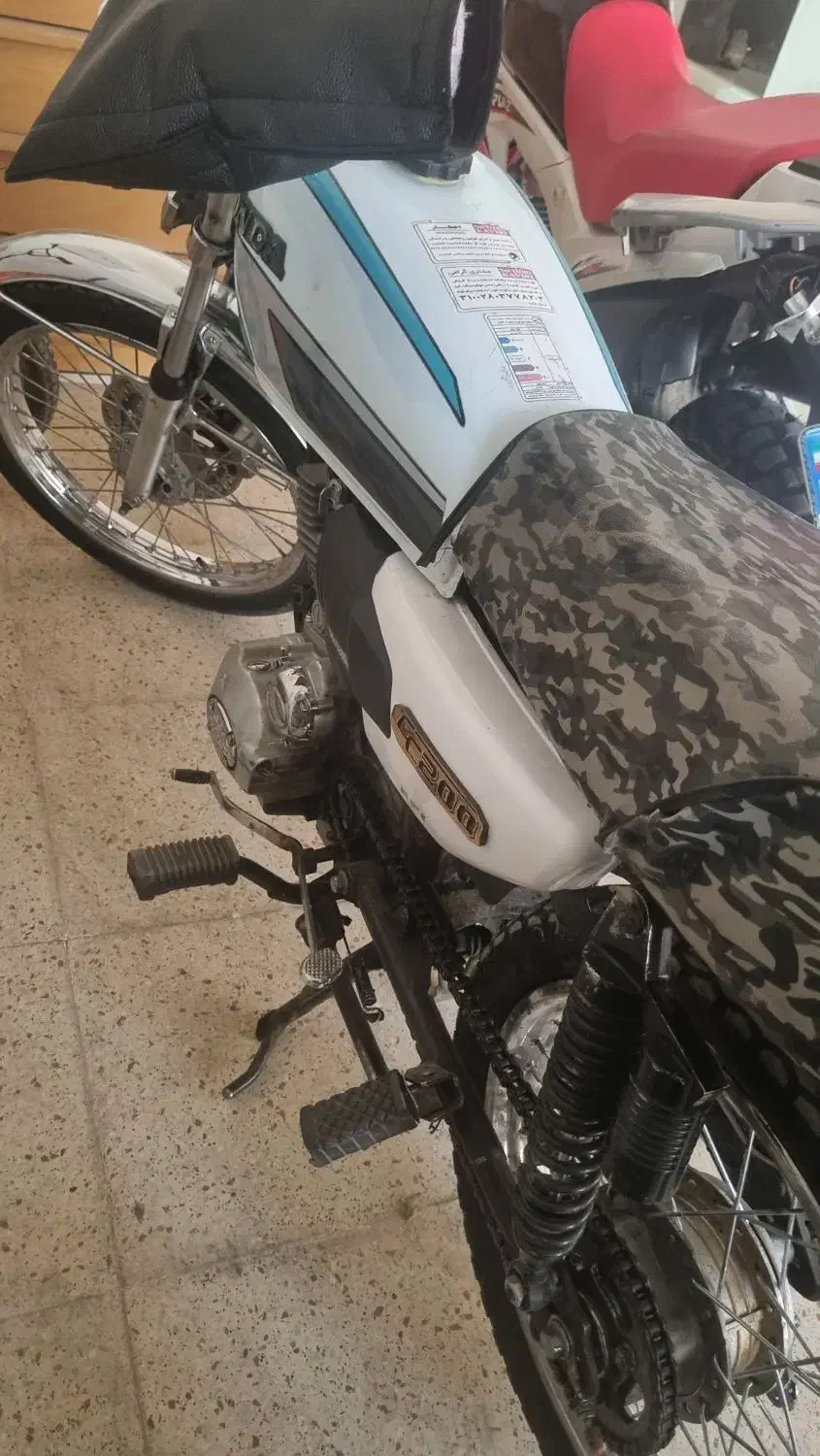 ۲۰۰مدل ۹۴|موتورسیکلت|شاهین‌شهر, عطار|دیوار