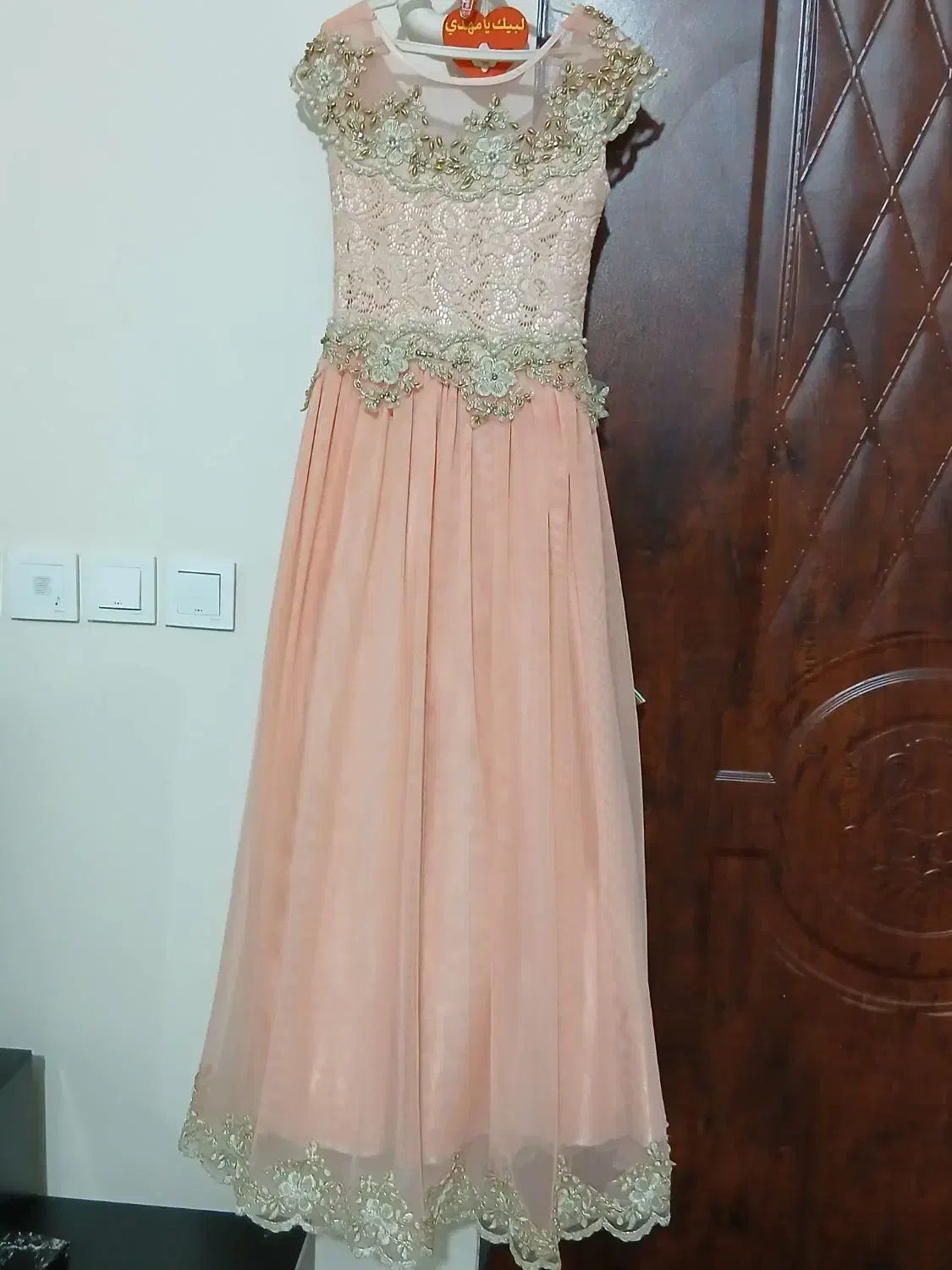 لباس مجلسی دخترانه|لباس|رباط‌کریم, نصیرشهر|دیوار