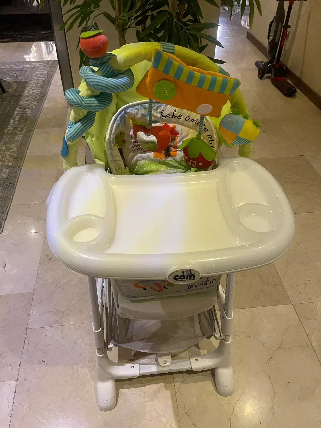 صندلی غذای کودک مارک cam ایتالیا|تخت و صندلی بچه|تهران, الهیه|دیوار