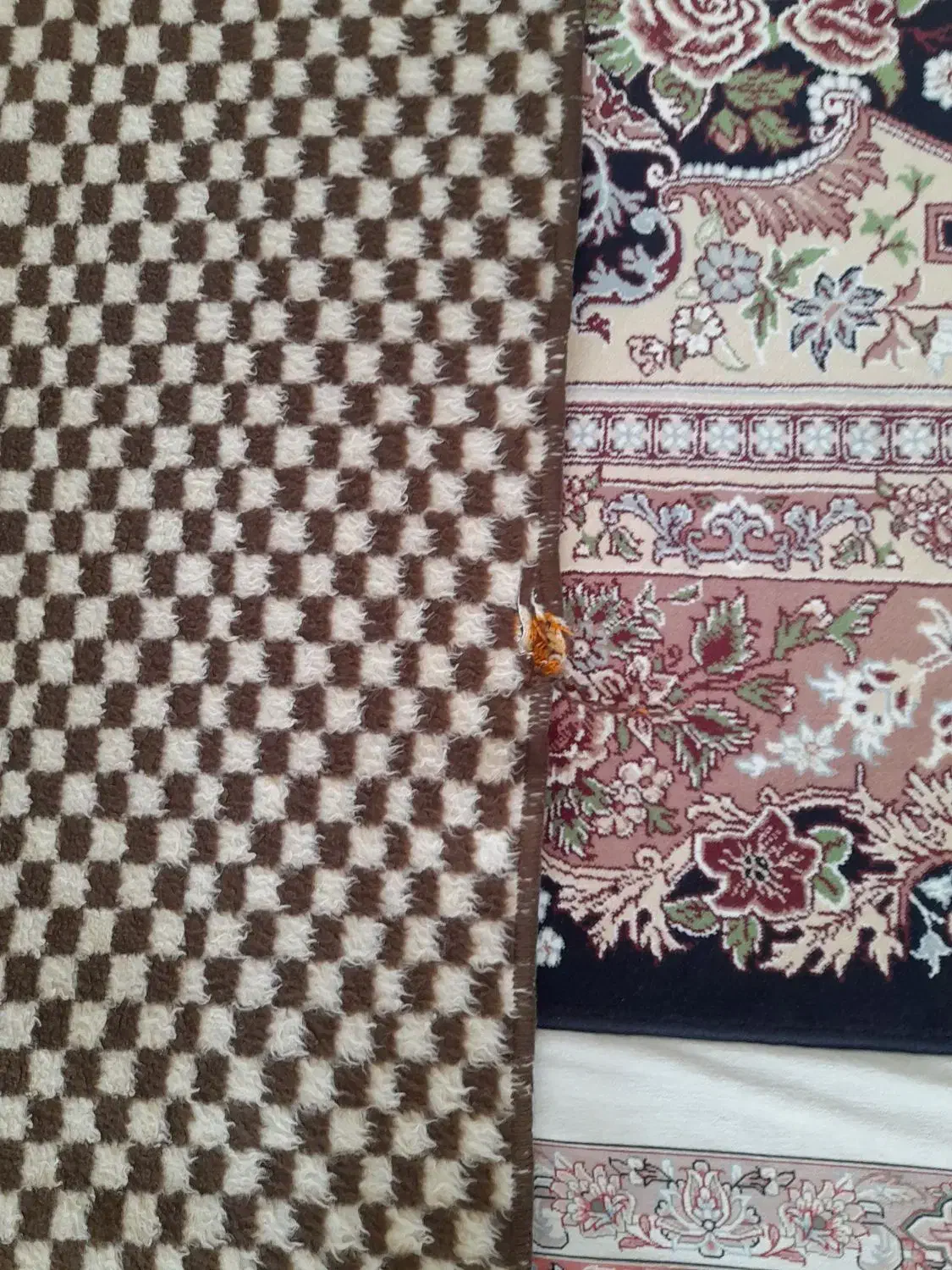 پتو قدیمی یکنفره|رختخواب، بالش، پتو|کرمانشاه, |دیوار