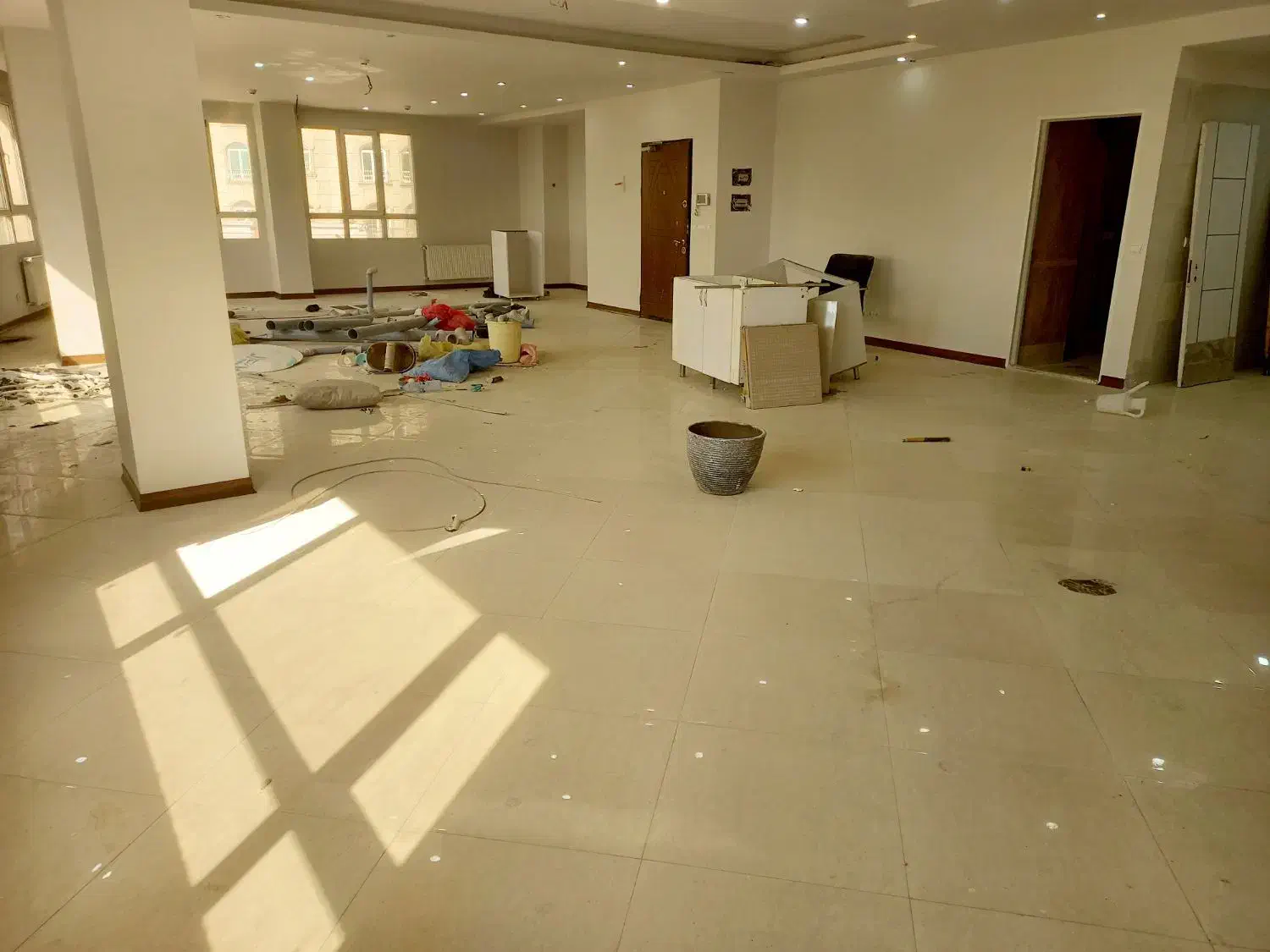 اجاره اداری ۲۵۰ متر سعادت آباد|اجارهٔ دفتر کار، اتاق اداری، مطب|تهران, آسمان|دیوار