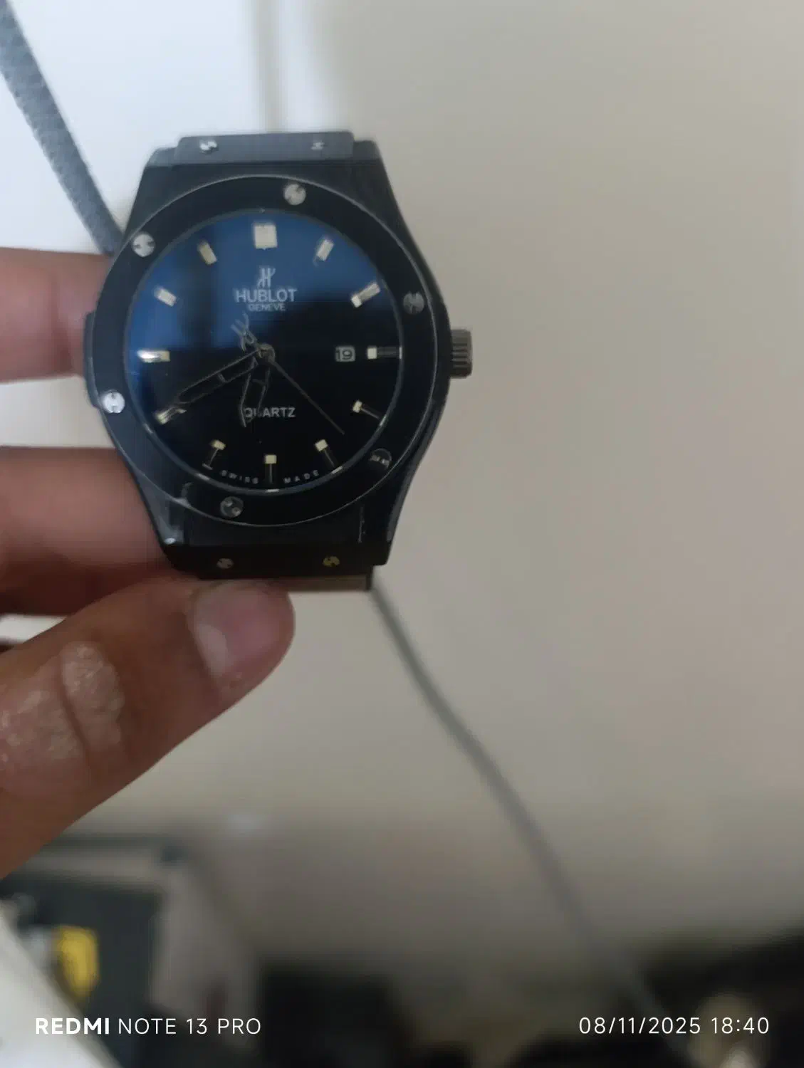 ساعت هابلوت|ساعت|شیراز, تندگویان|دیوار