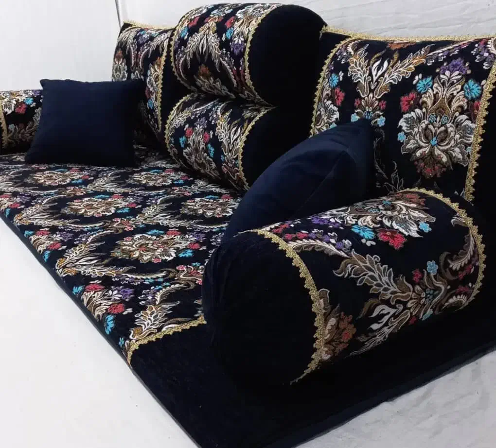 تشک و بالش|پشتی|بابا حیدر, |دیوار