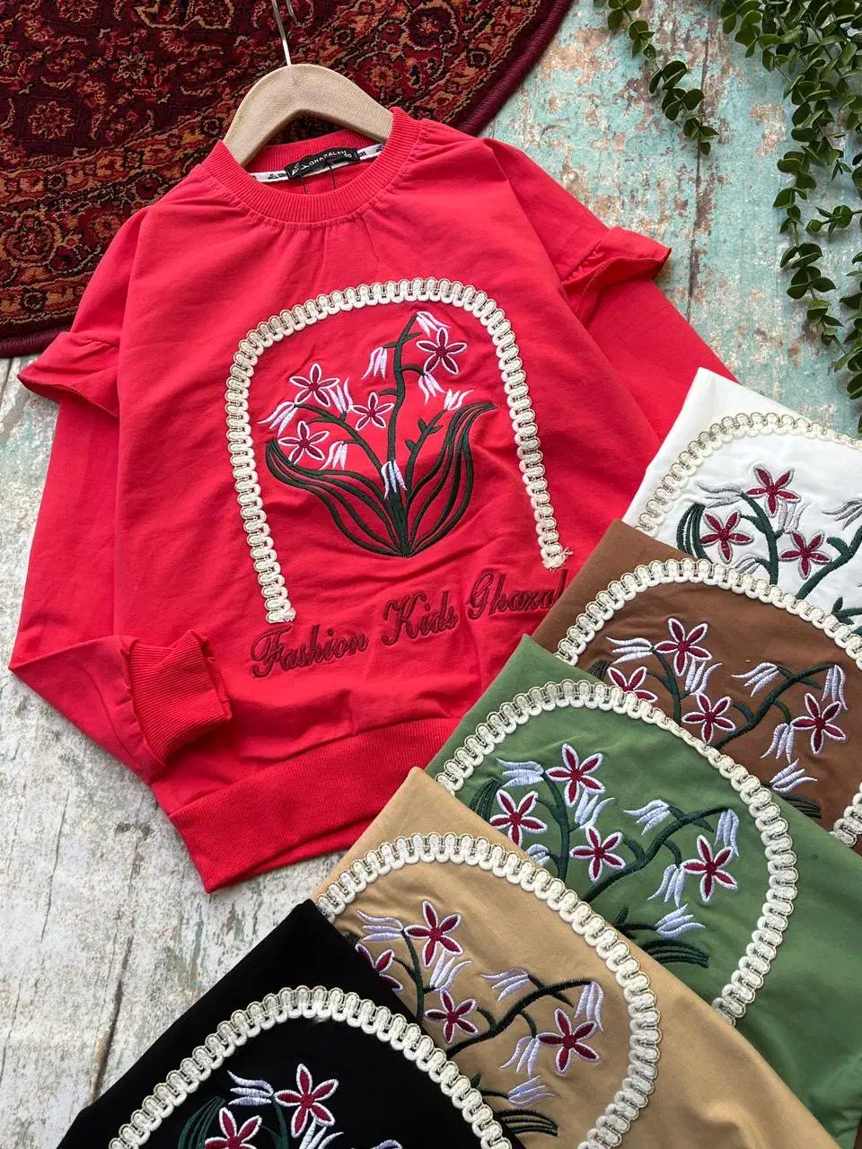 بلوز گلدوزی دورس گالری پوشاک مهراب|کفش و لباس بچه|کرمانشاه, |دیوار