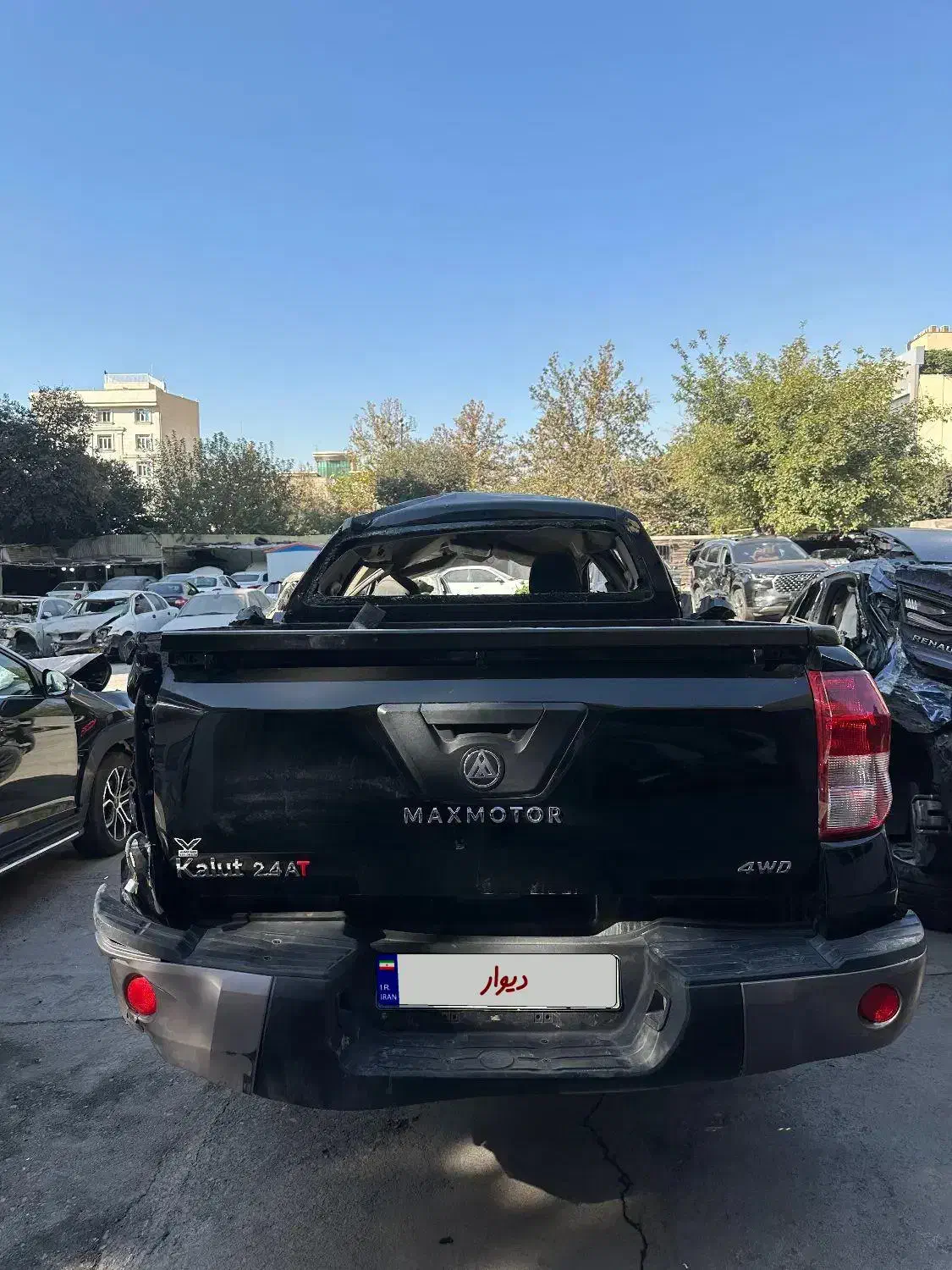 ماشین تصادفی|خودرو سواری و وانت|تهران, ونک|دیوار