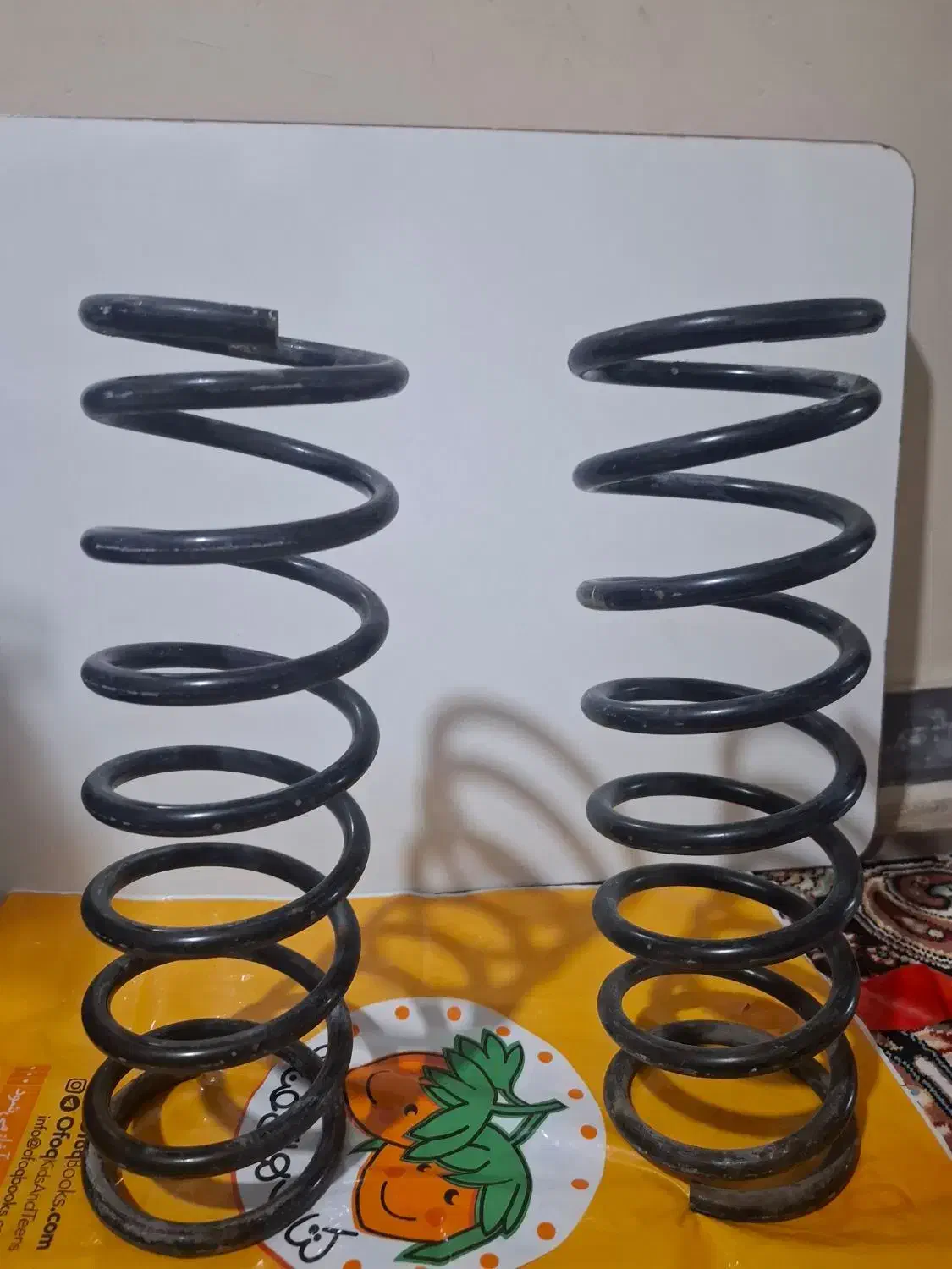 کمک فنر تیبا ۲|قطعات یدکی و لوازم جانبی|کرج, حصارک بالا|دیوار