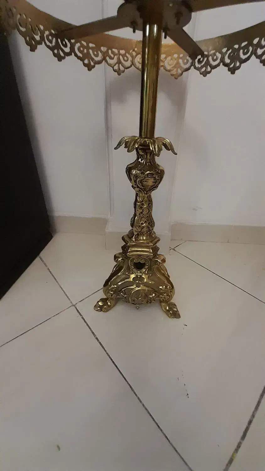 میز تلفن برنجی|میز تلفن|ری, دیلمان|دیوار