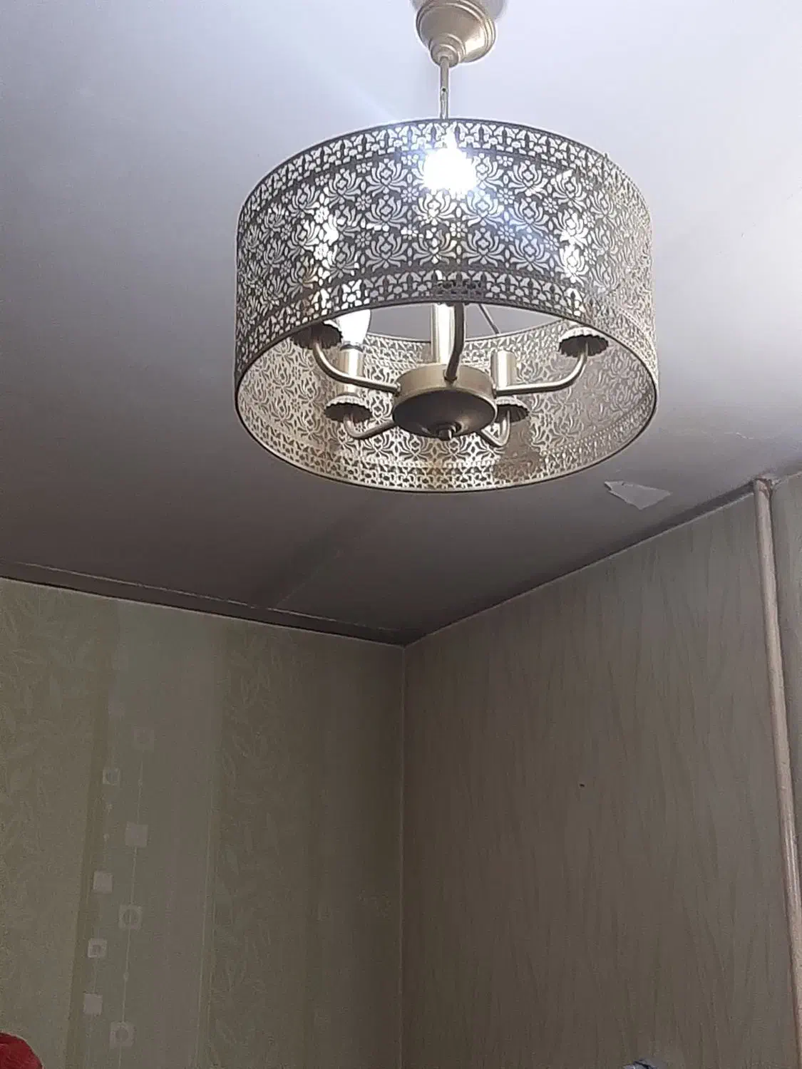 لوستر|لوستر و چراغ آویز|پاکدشت, پاکدشت (مامازند)|دیوار