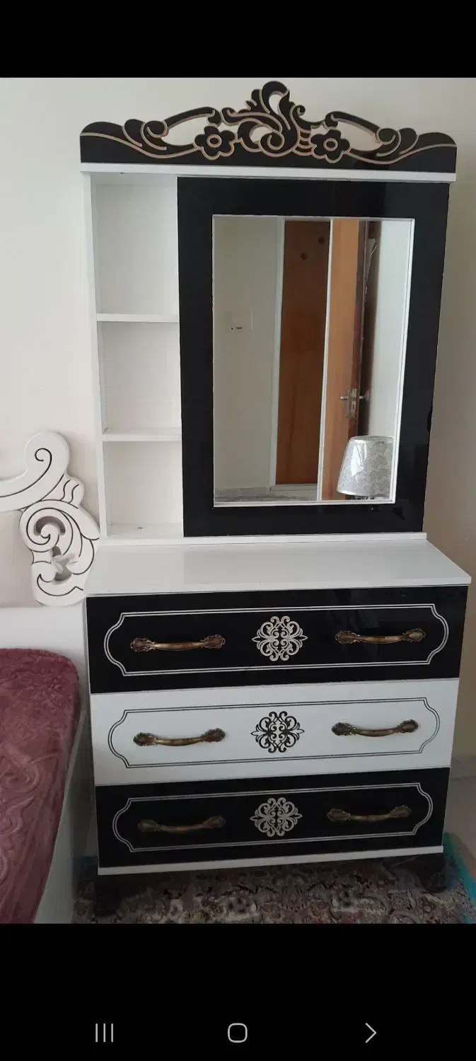 سرویس چوب درحدنو کاملا تمیز|تخت و سرویس خواب|کبودرآهنگ, |دیوار