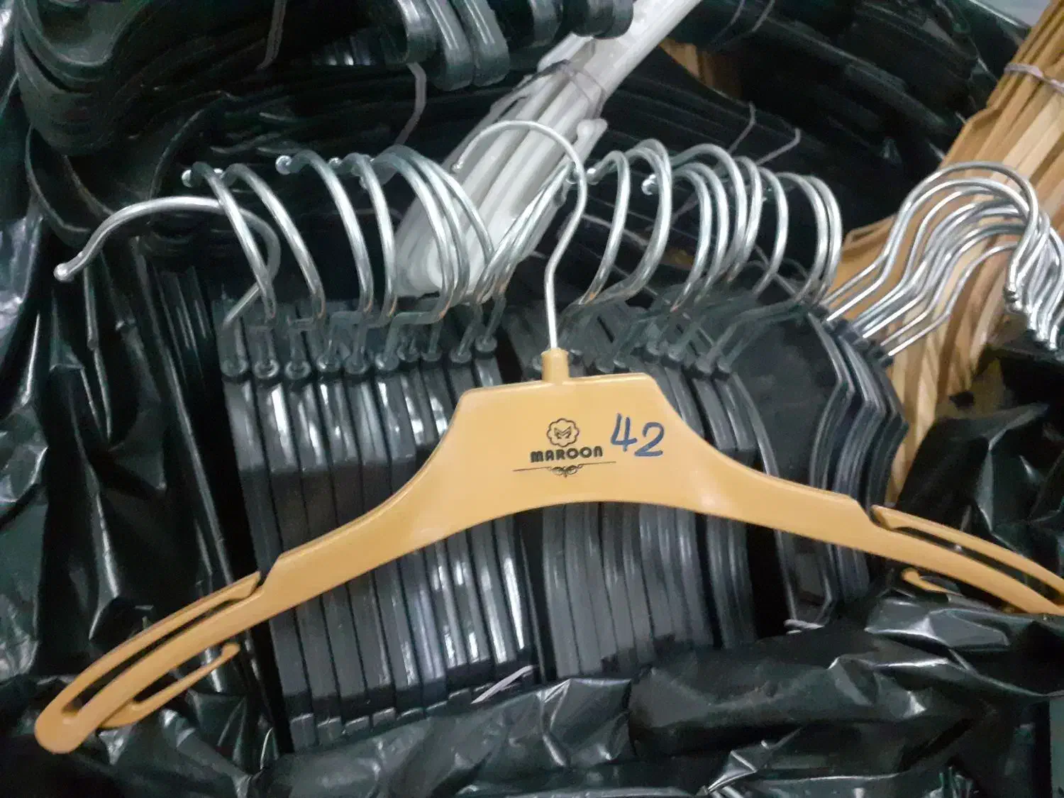 وسایل و لباس مغازه زیر قی*مت|حراج|تفرش, |دیوار