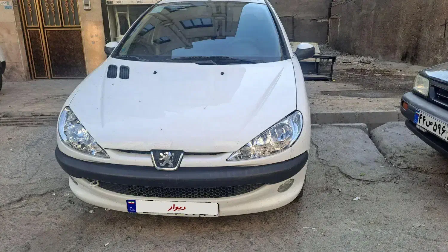 ۲۰۶اس دی وی ۸|خودرو سواری و وانت|قرچک, میرزائی جنوبی|دیوار