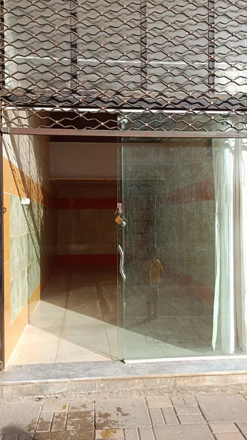 مغازه فروشی|فروش مغازه و غرفه|اسفراین, |دیوار