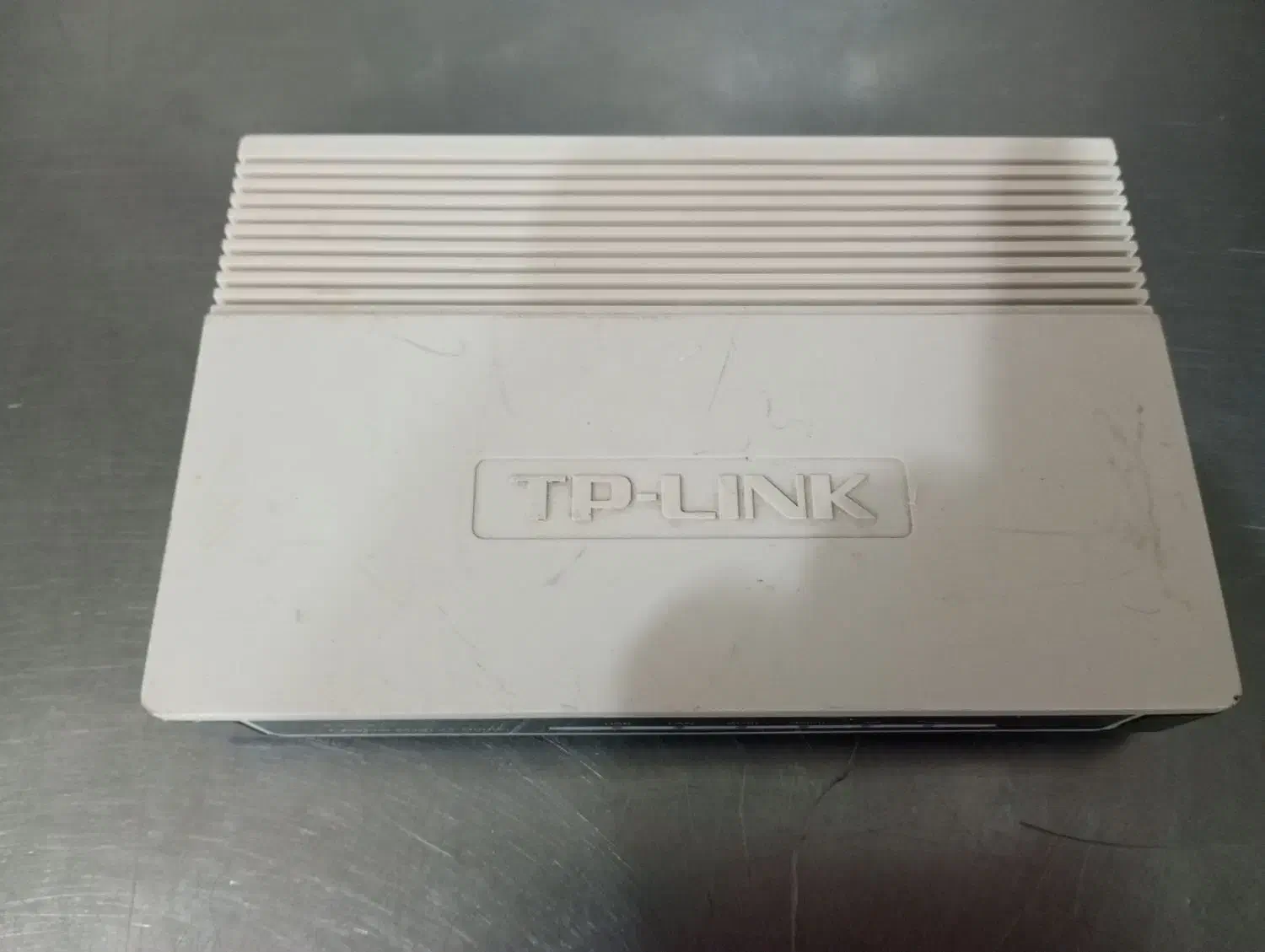 مودم TP Link TD 8811|مودم و تجهیزات شبکه|میانه, |دیوار