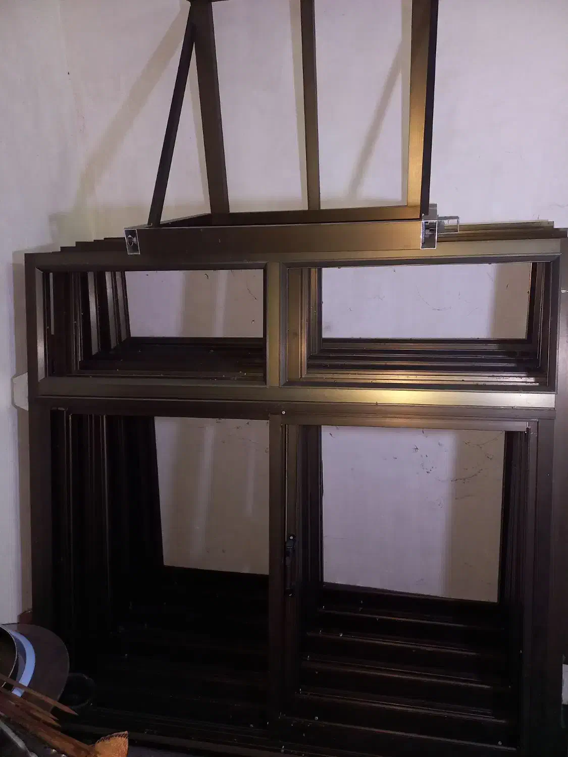 پنجره آلمینیومی صنایع سنگین|مصالح و تجهیزات ساختمان|سنگر, |دیوار