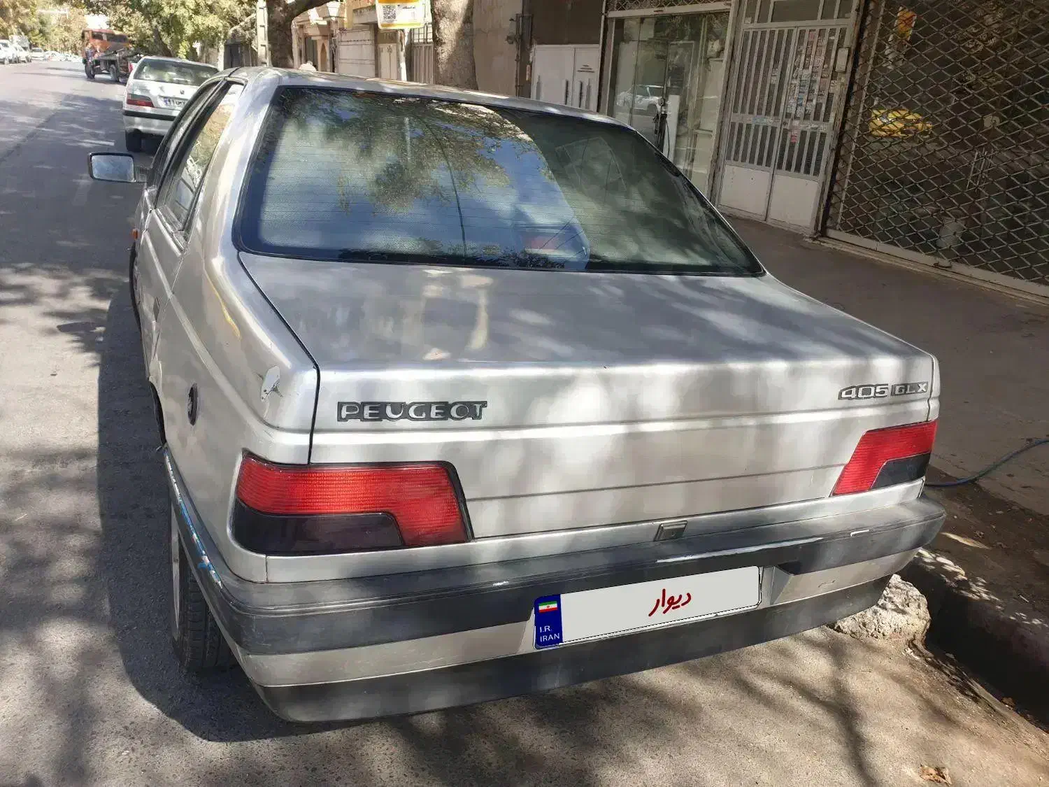 پژو 405 دوگانه کارخانه مدل 89 نقره‌ای|خودرو سواری و وانت|مشهد, شهید بهشتی|دیوار