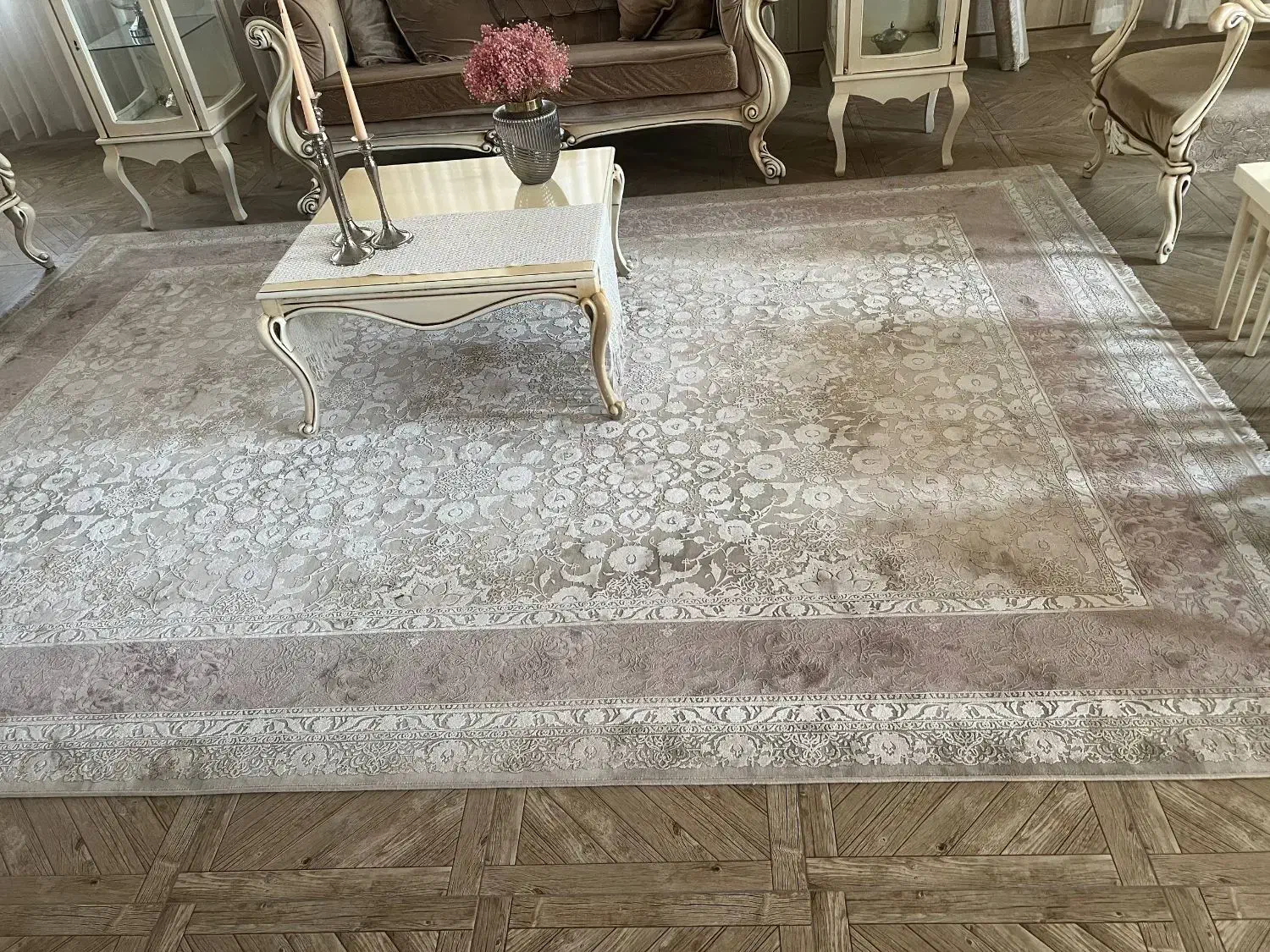 فرش ۹ متری|فرش|اندیشه, اندیشه فاز ۳|دیوار