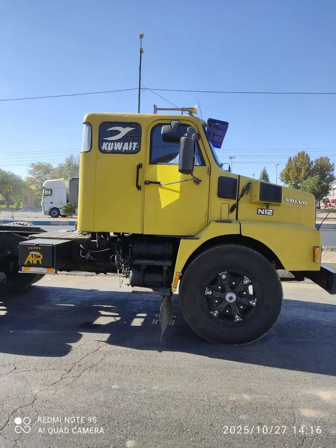 ولوو کشنده توپ طلا موتور اف|خودرو سنگین|ملایر, |دیوار