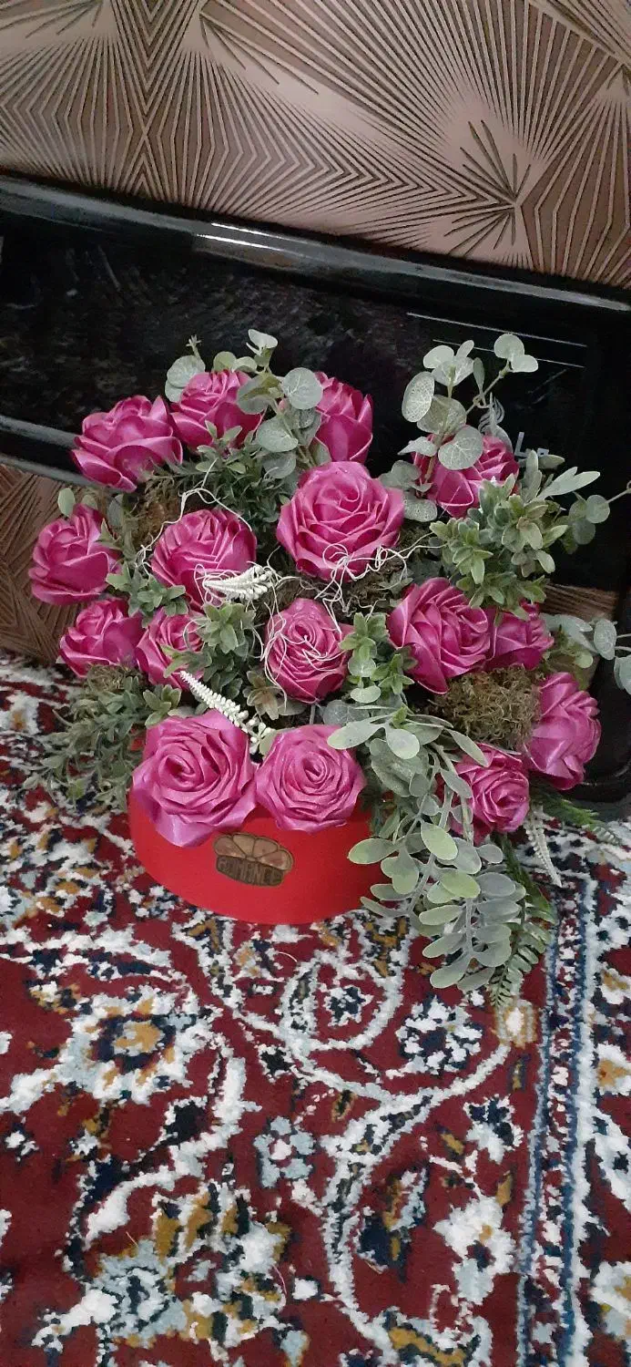 گل ربانی|گل مصنوعی|اصفهان, شیخ طوسی|دیوار