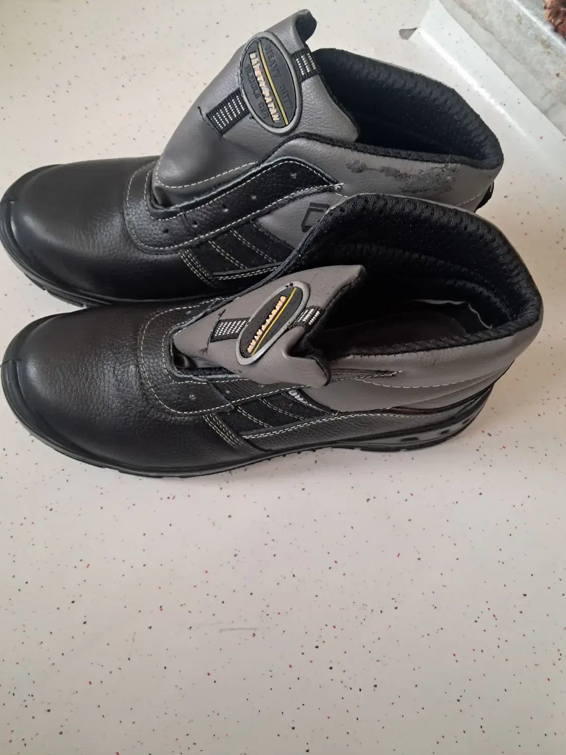 کفش ایمن نو|کیف، کفش، کمربند|سنقر, |دیوار