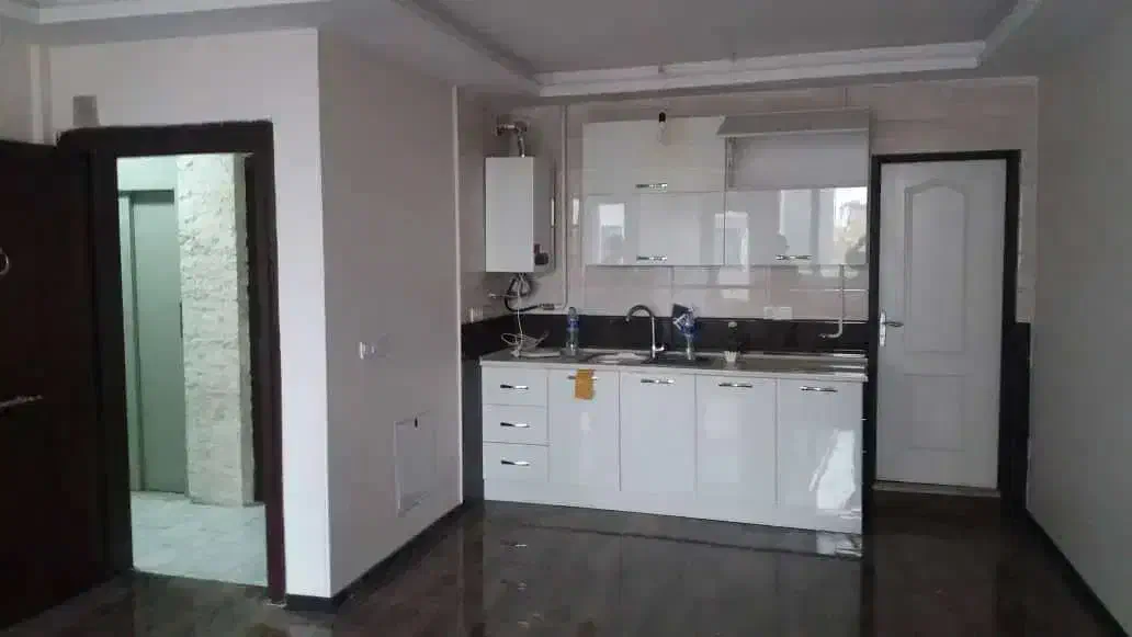 بین چهارراه پارک ملت و خیام65متر1اتاق فول امکانات|اجارهٔ دفتر کار، اتاق اداری، مطب|قزوین, |دیوار