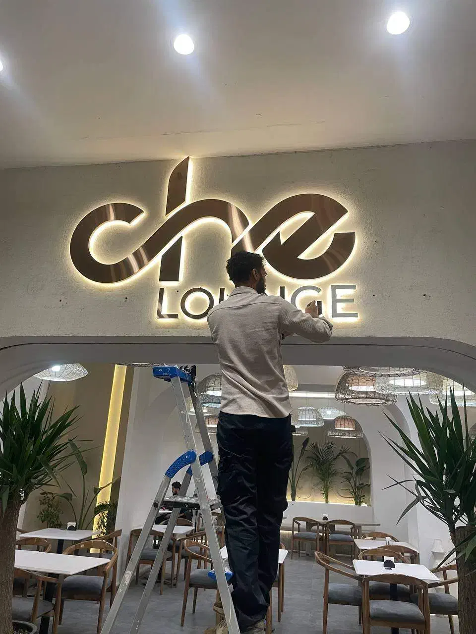 تابلو ساز اقساطی نئون ضمانتی کامپوزیت قیمت کارگاهی|خدمات پیشه و مهارت|مشهد, هنرستان|دیوار