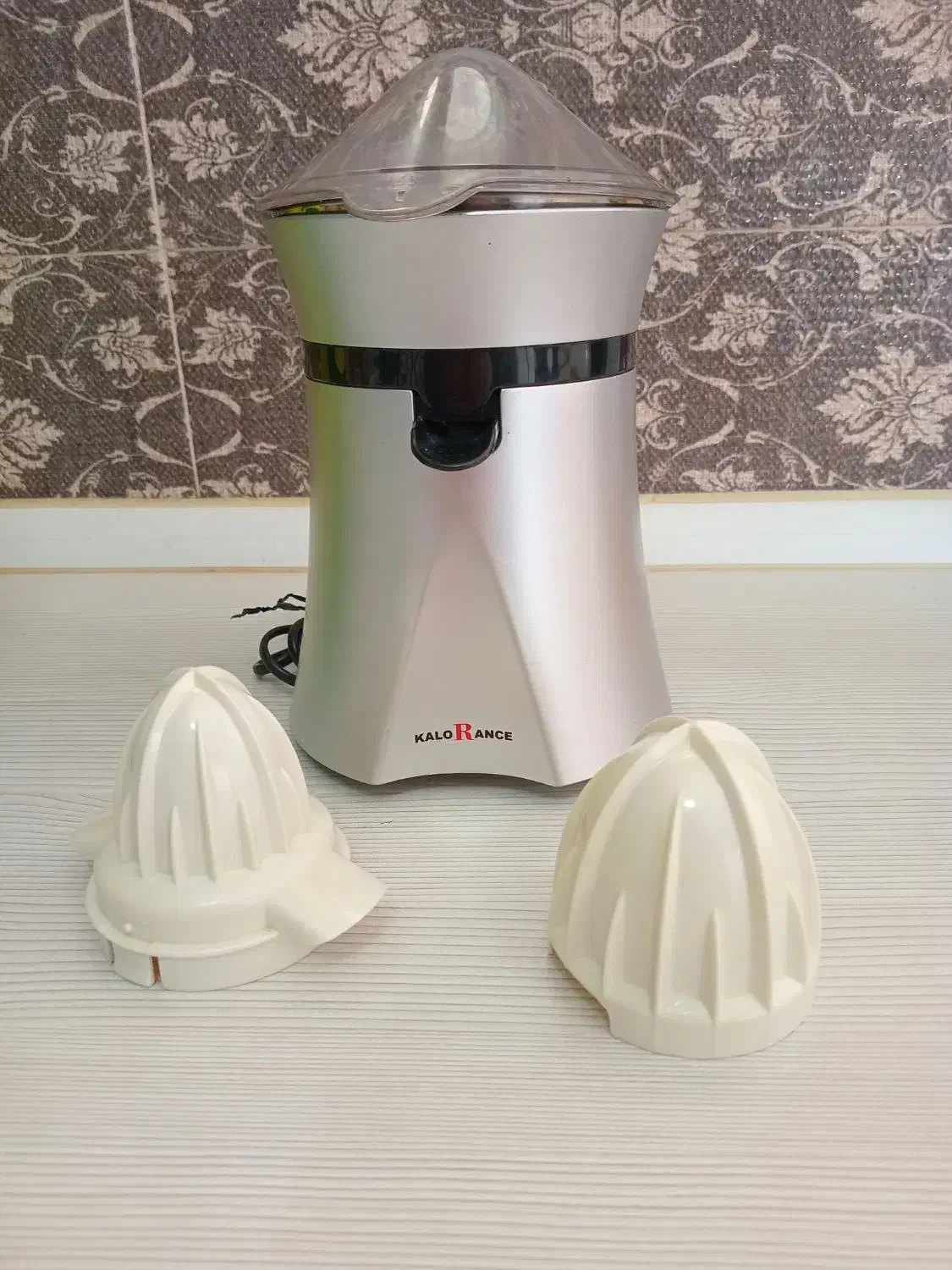 آب پرتقال گیری برقی|آبمیوهگیر و آبمرکباتگیر|اصفهان, احمدآباد|دیوار