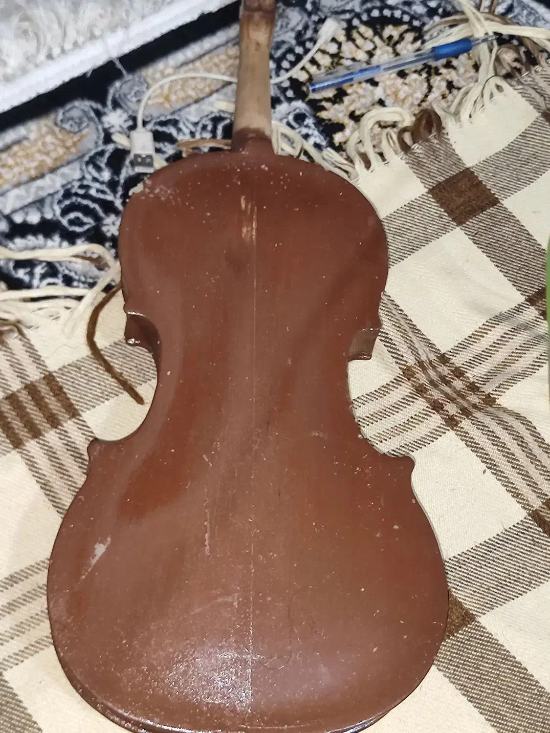 ویولن دوچهارم|ویولن|فردوسیه, |دیوار